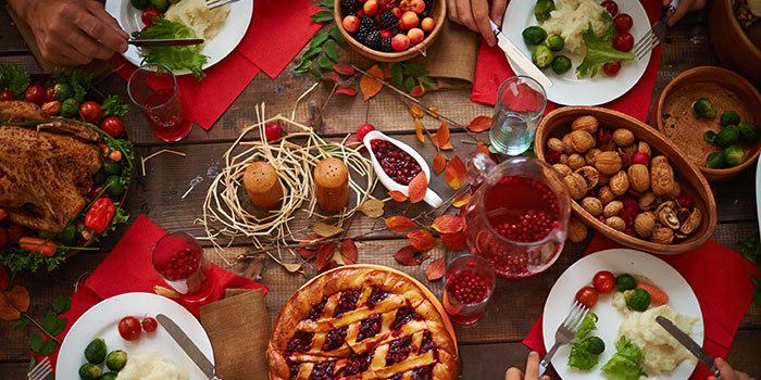 how-many-calories-are-in-your-favorite-holiday-foods-the-beachbody-blog