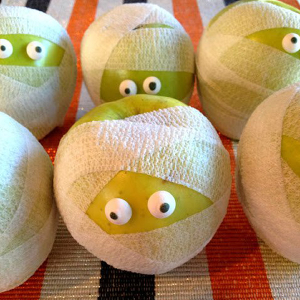 Mummy Apples Halloween Snack