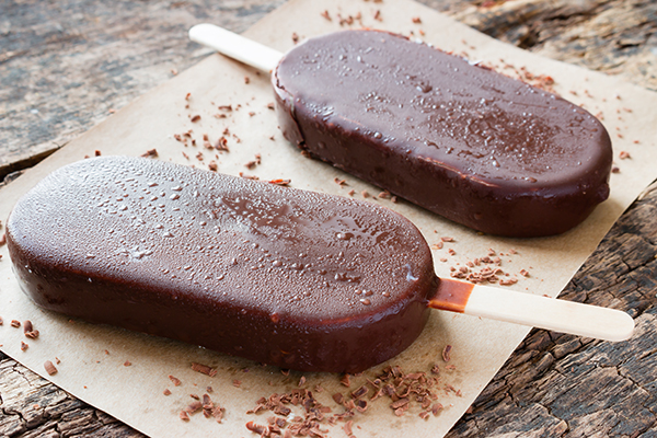 Peanut Butter Fudgy Pops Peanut Butter Fudgy Pops | BeachbodyBlog.com